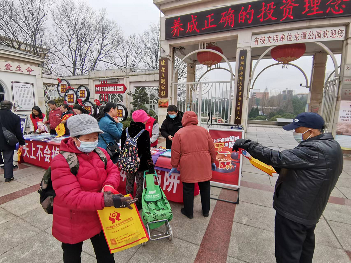 1737593702694084806.png 444.png