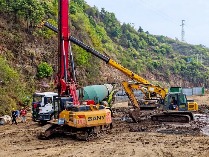 1746877983226070265.jpg 2.jpg