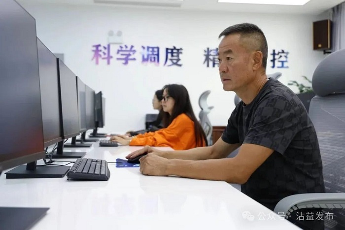 1756088943990018988.jpg 44.jpg