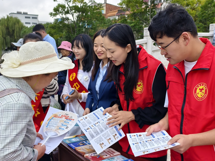 1759052548351055792.png 640.png